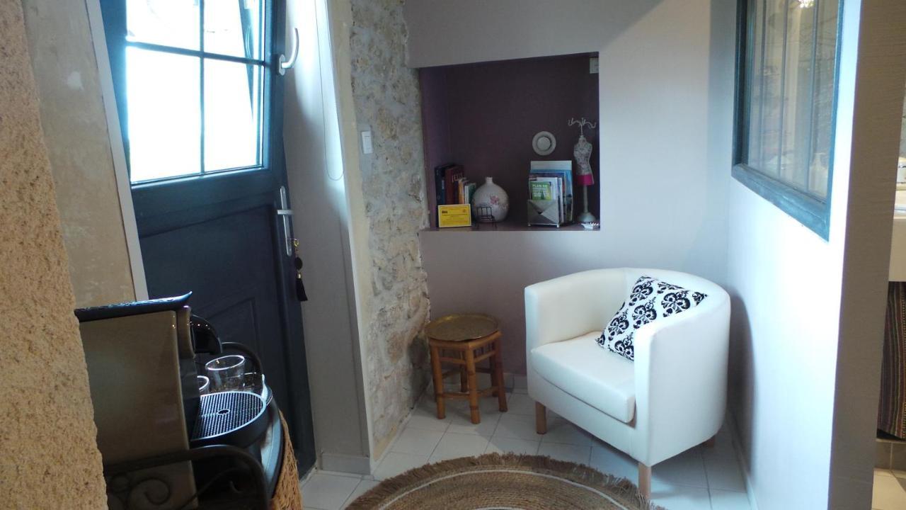 Chambre D'Hotes Le Paon Blanc Monprimblanc Εξωτερικό φωτογραφία